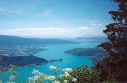 lac d'Annecy depuis le col de la Foclaz ete 1999 